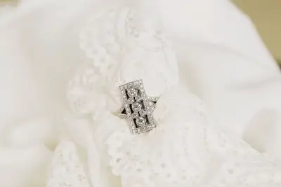 filigree diamond ring