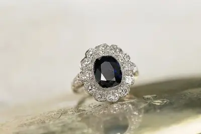 sapphire and diamond ring